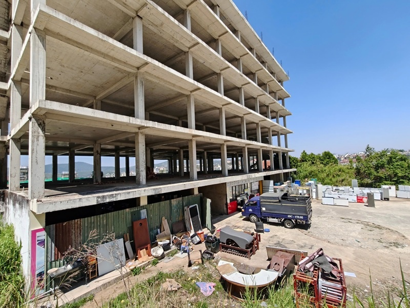 Cty Minh Hoang Le,  DN Minh Hoang Le,  NV Minh Hoang Le,  Chu Minh Hoang Le,  Gdoc Minh Hoang Le,  Vuon Hong Da Lat,  biet thu Vuon Hong anh 2