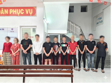 Trong vu au da,  Quan Zo Dut Can anh 2