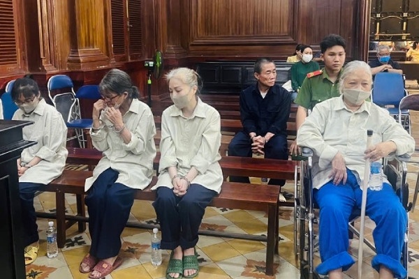 Xet xu vu an sai pham tin dung tai TP.HCM, thiet hai 73 ty dong hinh anh