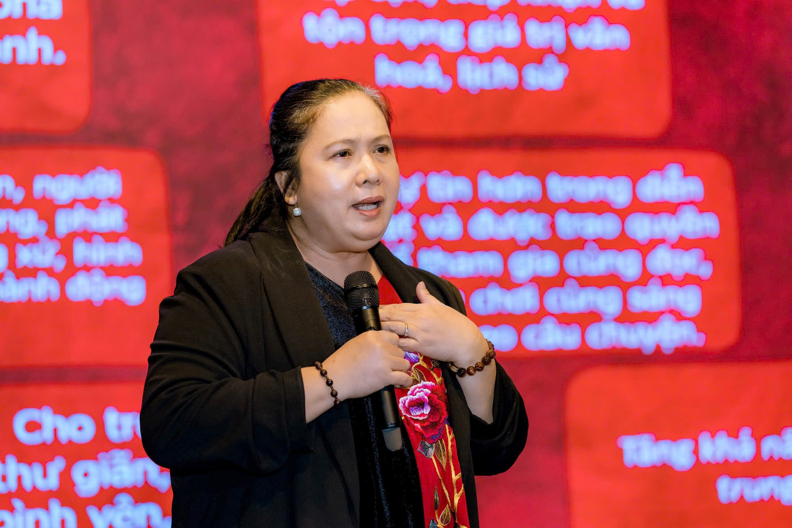 Đọc sách ảnh 3 Doc sach anh 3