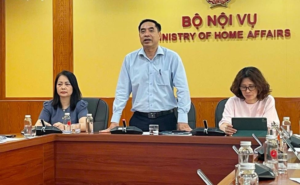 Khong co chu truong hoan doi de nghi 9 ngay dip Gio To va 30/4-1/5 hinh anh