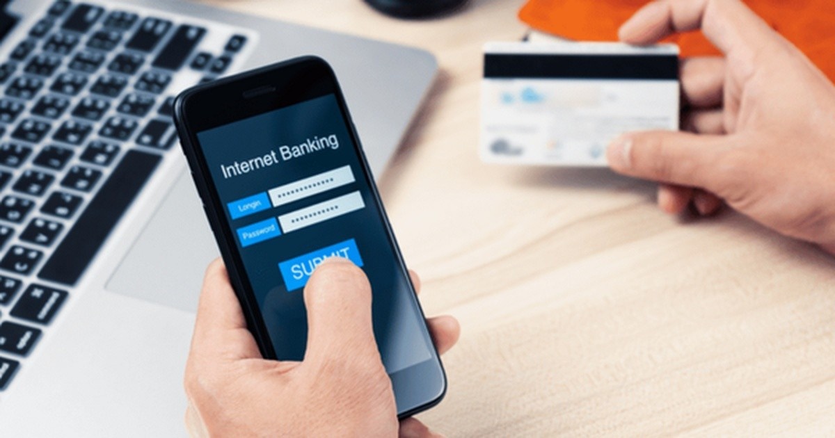 Chinh sach thang 4 anh 1