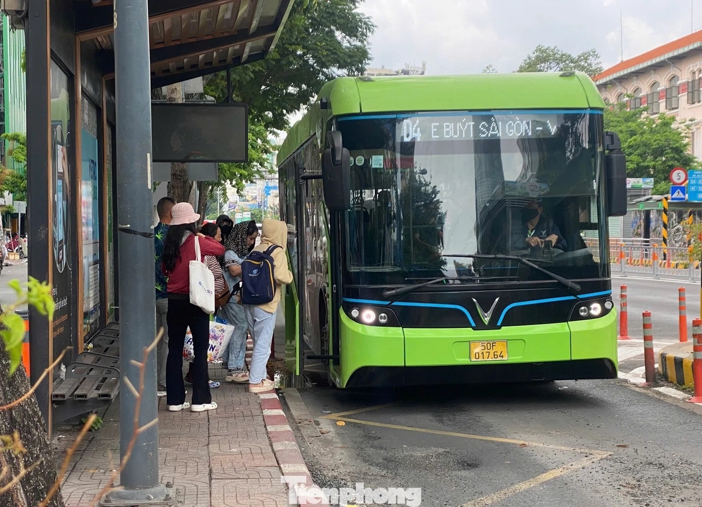 Mien phi xe buyt TP.HCM anh 1