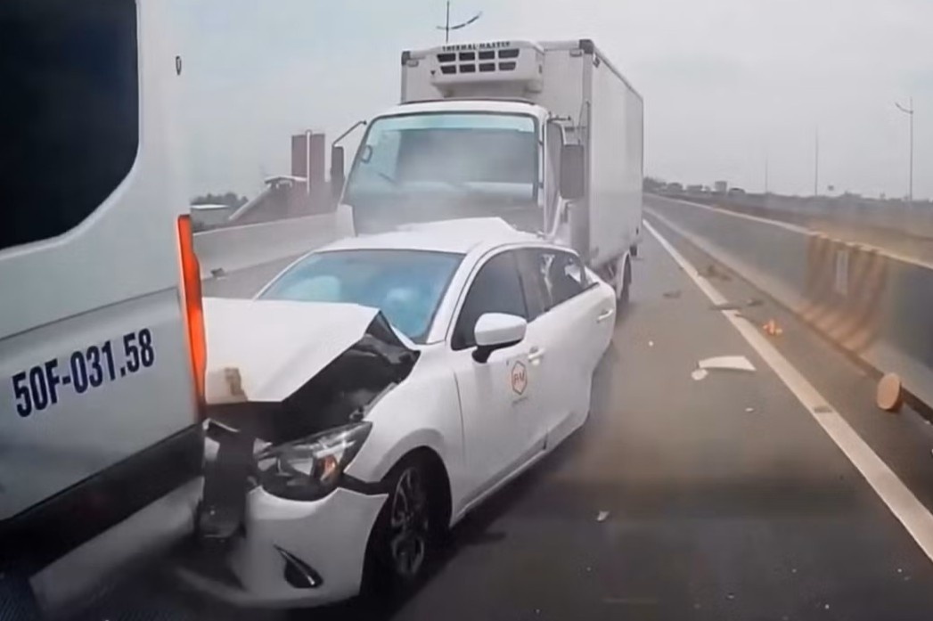 Tai nan lien tiep, cao toc TP.HCM - Trung Luong tac nghiem trong hinh anh