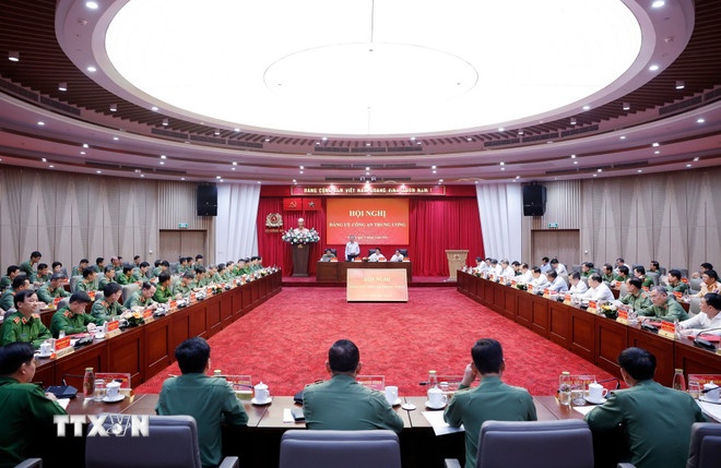 Dang uy Cong an TW anh 3