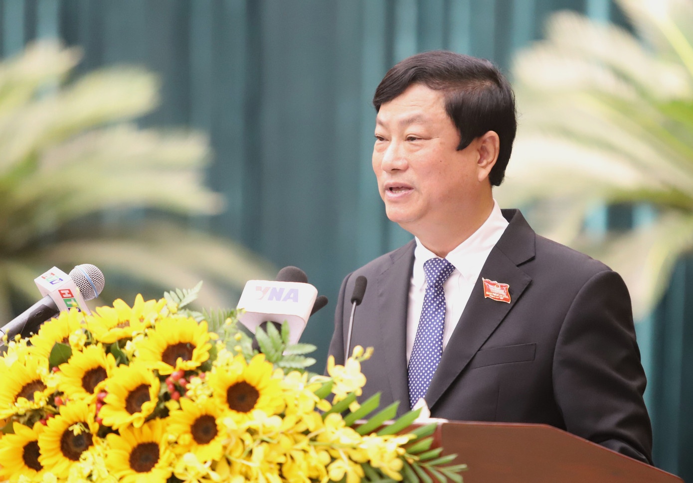 Nguyen Van Duoc anh 4