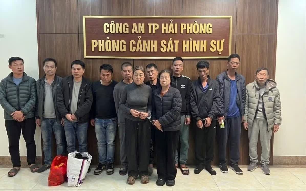 Cuu van dong vien,  ban sung,  che tao sung anh 2