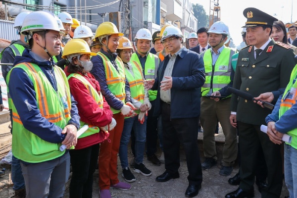 Tang toc but pha, quyet tam thuc hien thang loi Nghi quyet Dai hoi XIV hinh anh