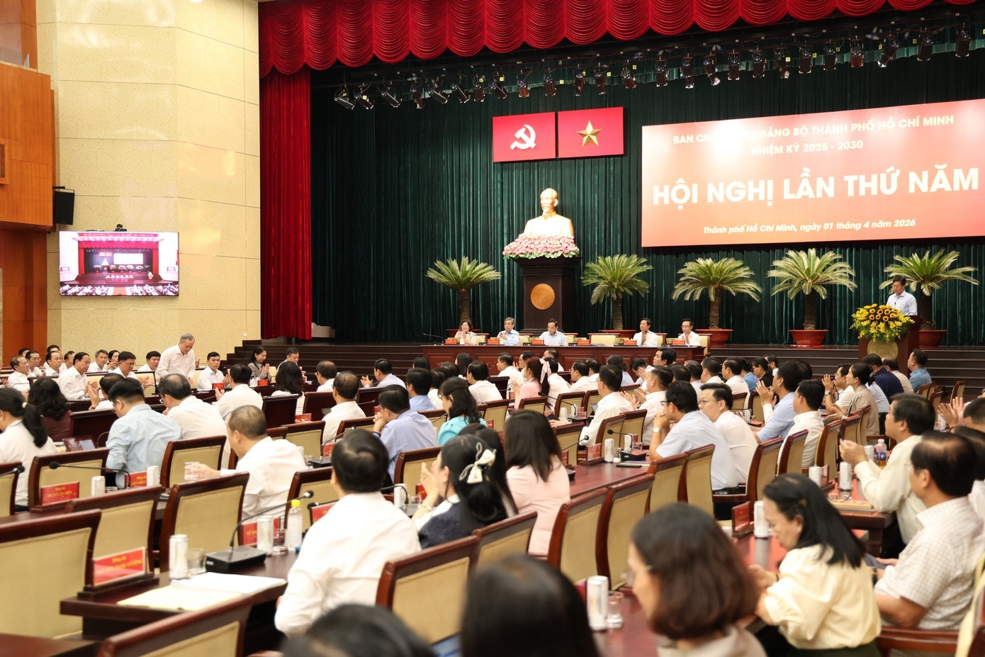 Thanh uy TP.HCM anh 2