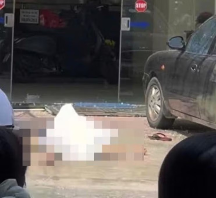 Roi tu tang 7, nam thanh nien thoat nan hy huu hinh anh