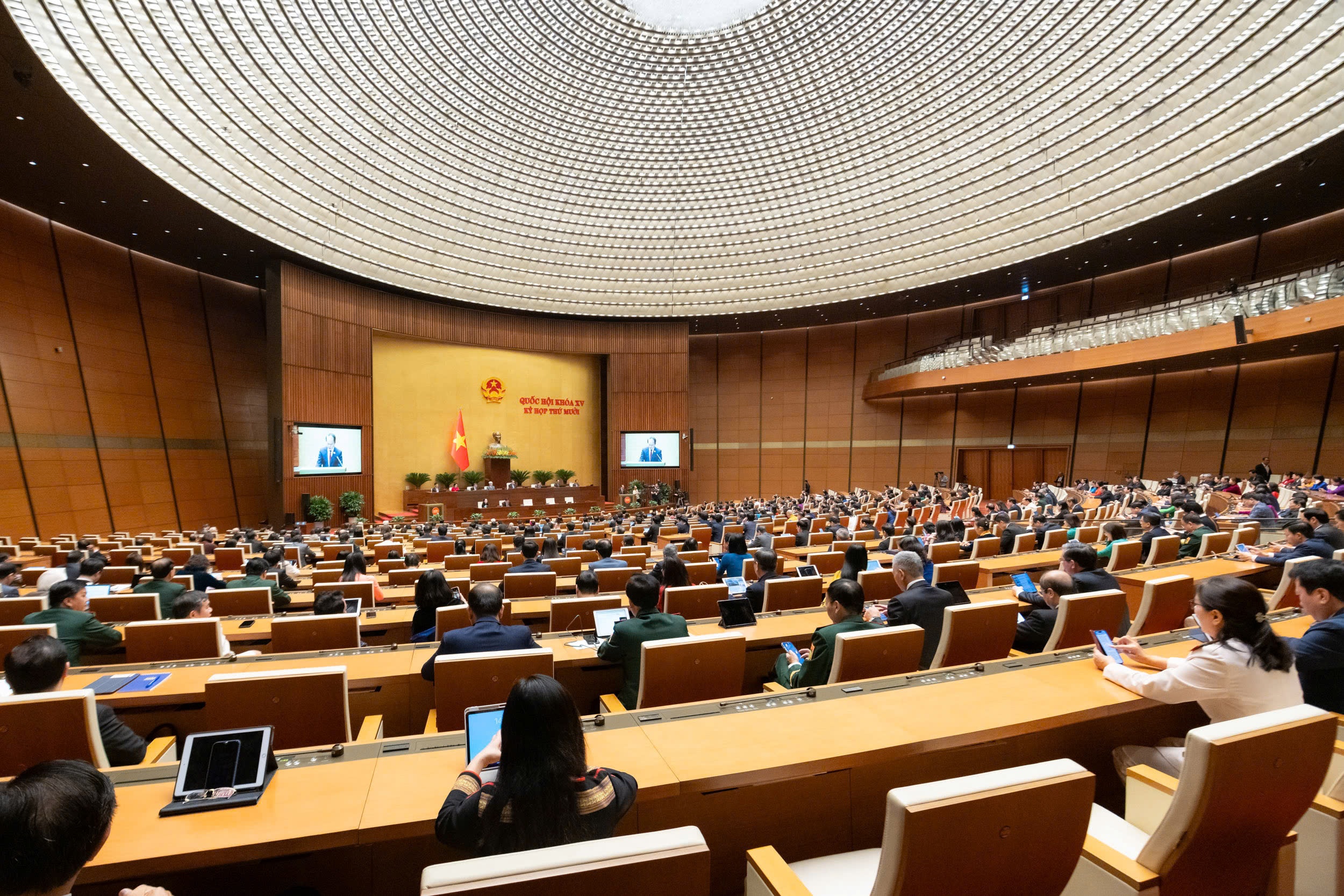 Hom nay, Quoc hoi khoa XVI hop phien tru bi Ky hop thu nhat hinh anh