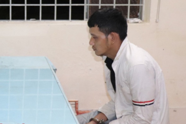 Bat doi tuong truy na Bi 'chich choe' hinh anh