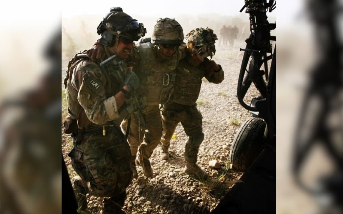 Bi mat dac nhiem du My chuyen giai cuu phi cong o phia sau chien tuyen hinh anh