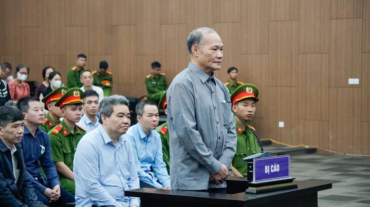 Cuu Thu truong,  Hoang Van Thang,  Cong ty Hoang Dan anh 1