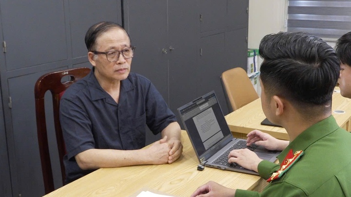 Bao Tin Minh Chau anh 1