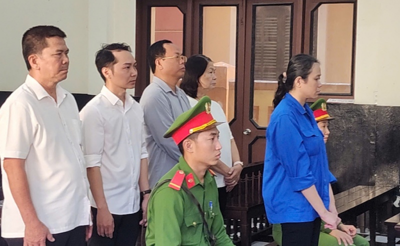 Loat can bo,  Vuong lao ly anh 1