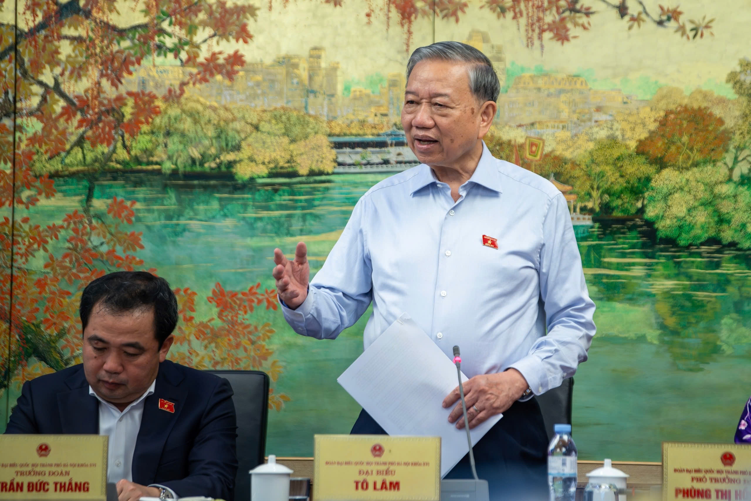 'Ha Noi nha cu xay len de ban, xe dat xong roi duong sa khong ai lo' hinh anh