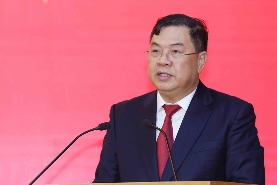 Ong Pham Gia Tuc lam Pho thu tuong thuong truc hinh anh