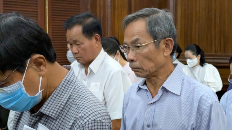 Quoc Cuong Gia Lai,  Nguyen Thi Nhu Loan,  Dat Ben Van Don anh 1