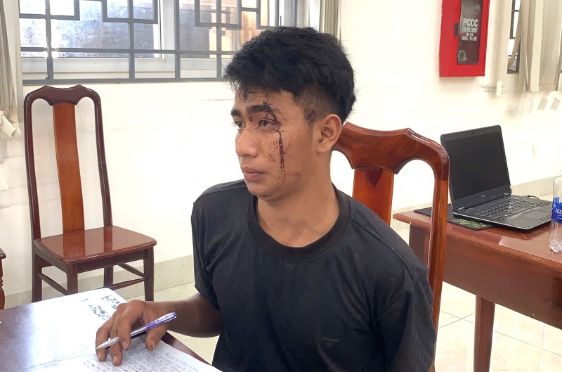 ru nhau trom oto,  du khong biet lai anh 2