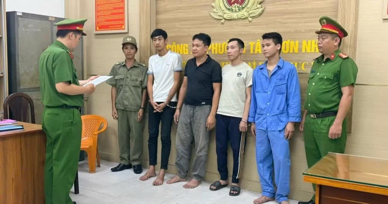 quan Sonic Beer Garden,  Chu Sonic Beer Garden,  NV Sonic Beer Garden anh 1