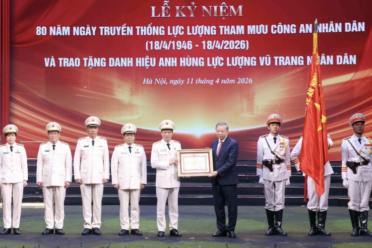 Dau an 80 nam Tham muu CAND: Khang dinh vai tro 'bo nao chien luoc' hinh anh