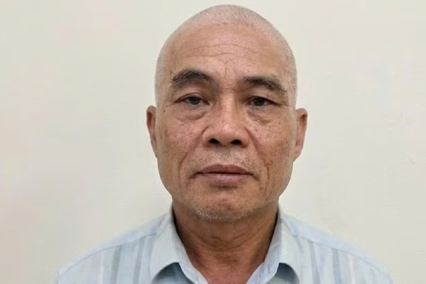 Khoi to doi tuong gay roi trat tu cong cong hinh anh