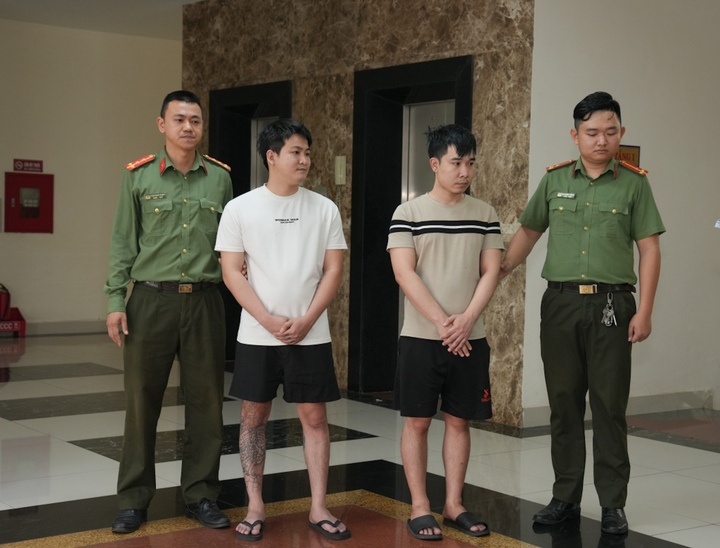 chiem quyen kiem soat,  tai khoan ngan hang,  Vinaphone,  CTV Vinaphone,  Cong tac vien Vinaphone anh 1