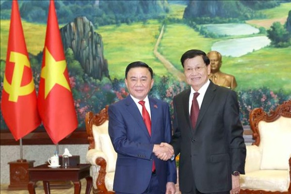 Thuong truc Ban Bi thu hoi kien Tong Bi thu, Chu tich nuoc Lao hinh anh