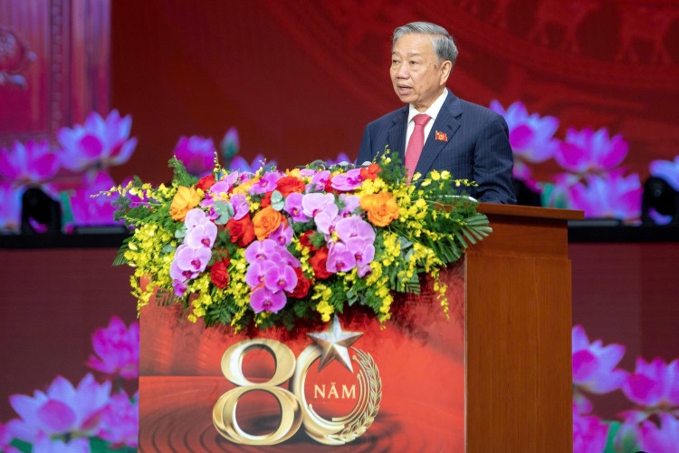 Tong Bi thu, Chu tich nuoc gui thu chuc mung luc luong Tham muu CAND hinh anh