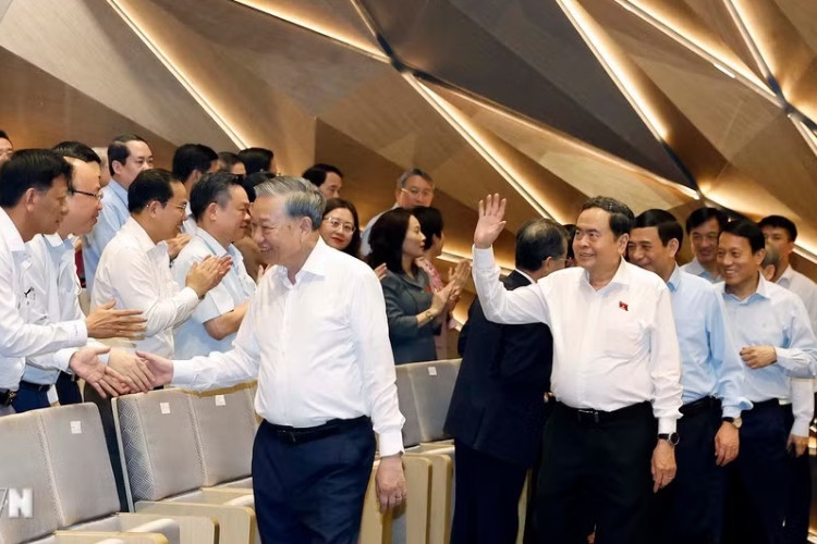 Tong Bi thu, Chu tich nuoc du Chuong trinh 'To quoc trong tim' hinh anh