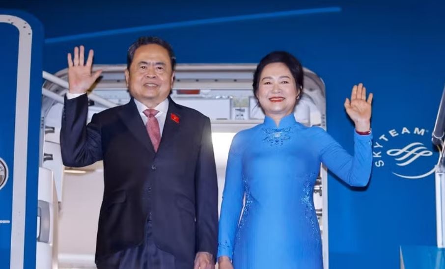 Chu tich Quoc hoi len duong du Dai hoi dong IPU-152, tham Italy hinh anh