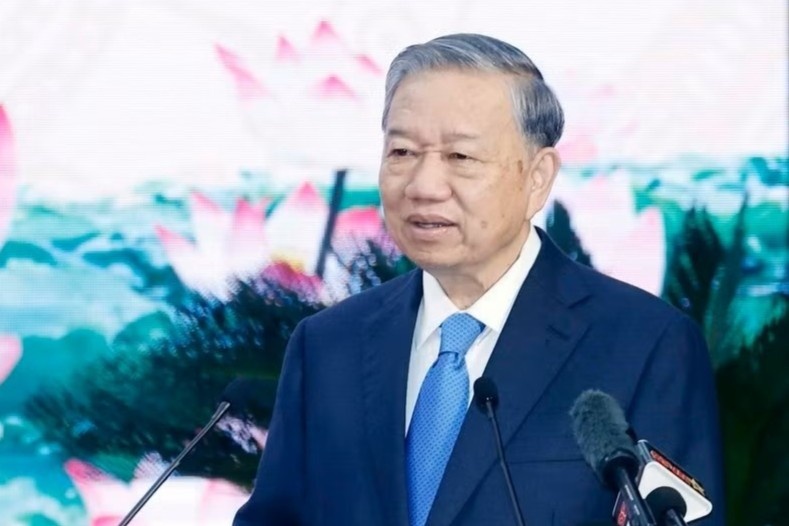 Trung uong chan chinh phat ngon, cam xuc can bo hinh anh