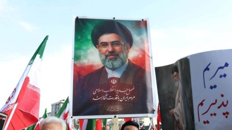 Iran: 'Tehran khong voi dam phan, bong dang o trong chan cua My' hinh anh