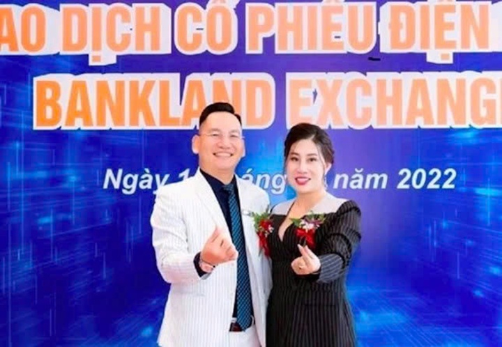 Bankland,  Cong ty Bankland,  Chu Bankland,  Giam doc Bankland,  Chu tich Bankland anh 1