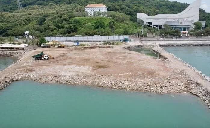 Thuy cung Hon Nguu,  cap treo Vung Tau anh 3