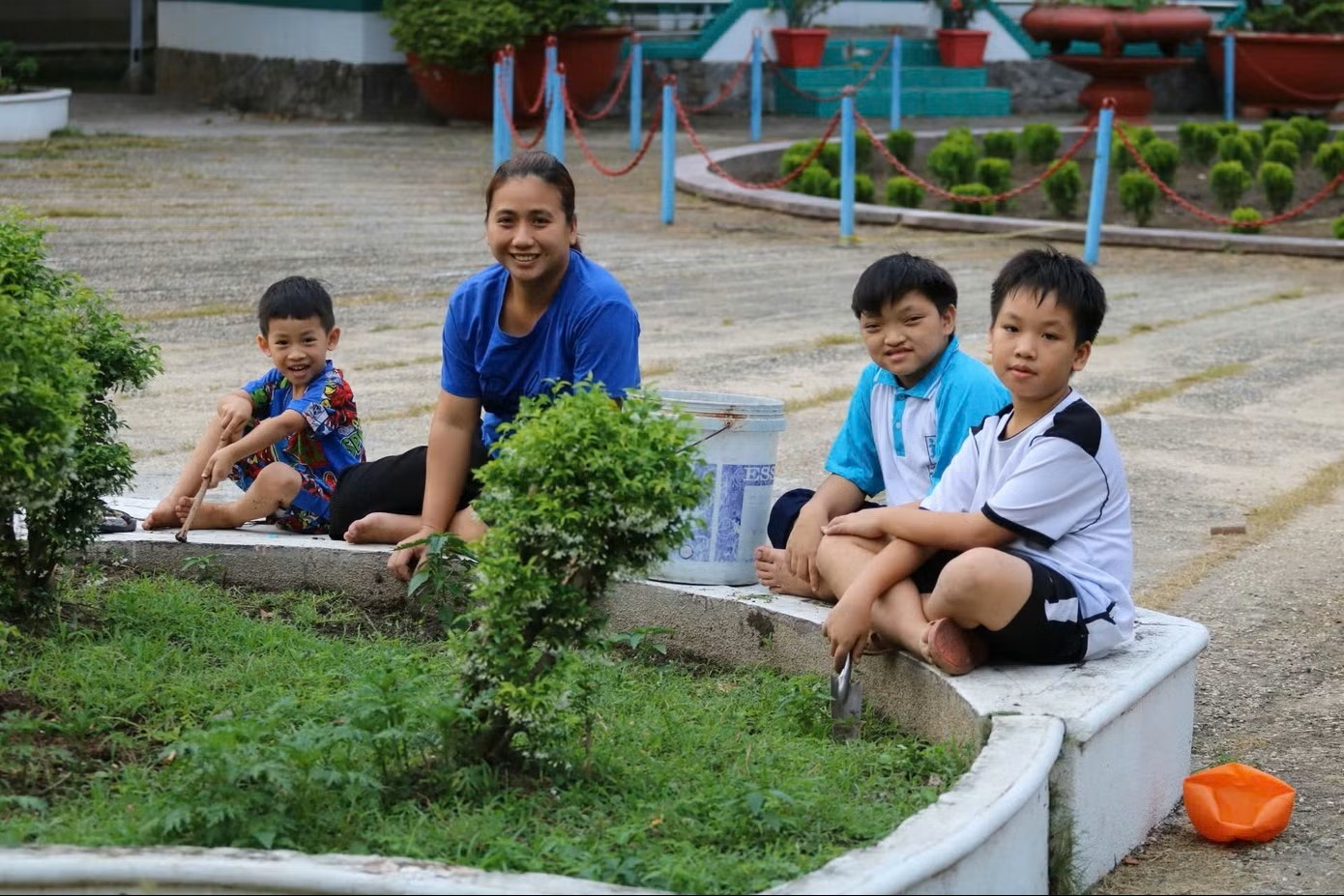 Lang tre SOS TP.HCM anh 2