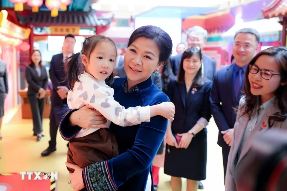 Phu nhan Ngo Phuong Ly anh 6