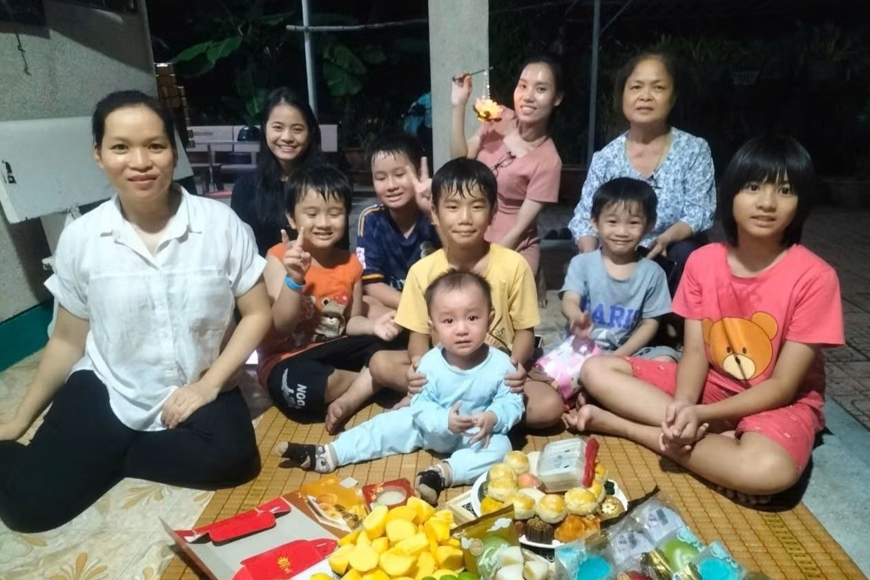 SOS - Lang tre em TP.HCM keu cuu hinh anh