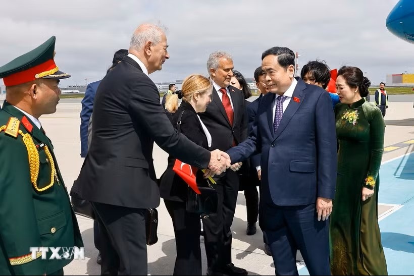 Chu tich Quoc hoi anh 1