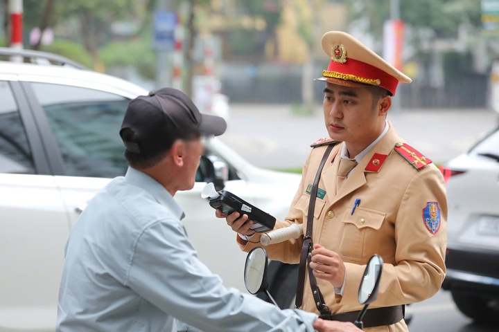 Cuc CSGT: Khong nang muc phat tai du thao Nghi dinh 168 sua doi hinh anh