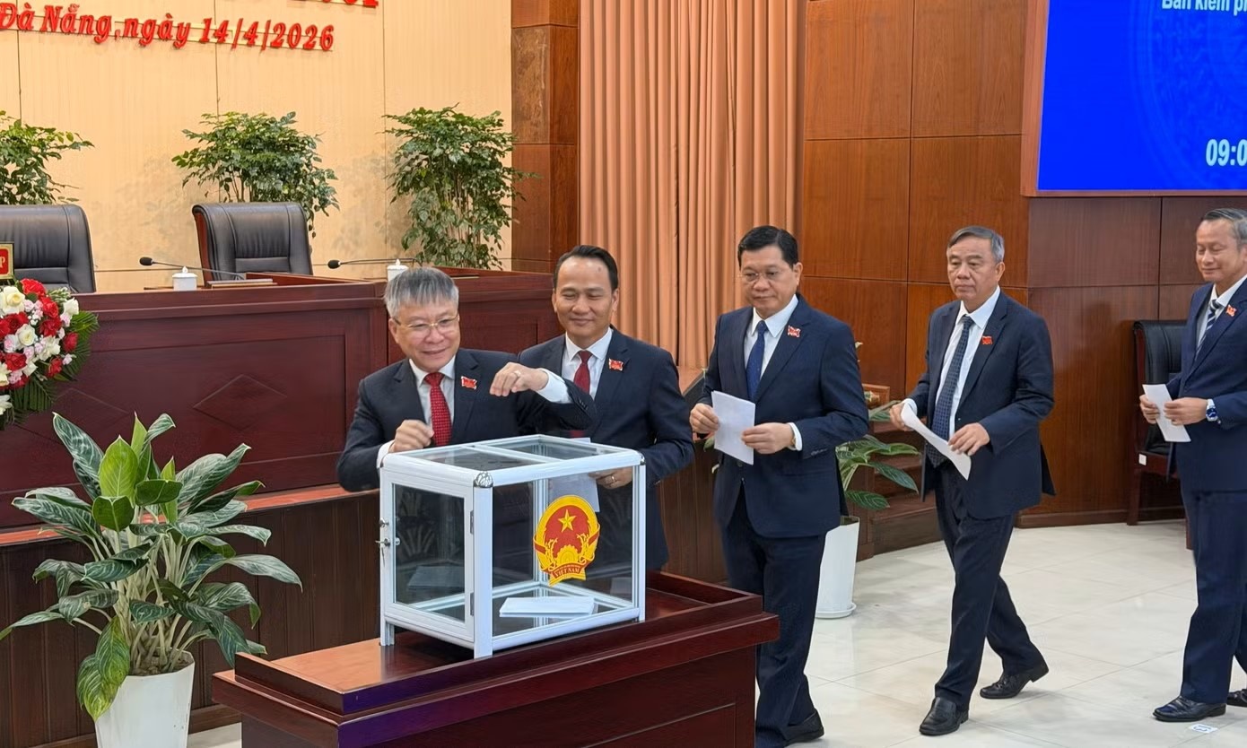 Nguyen Manh Hung anh 1