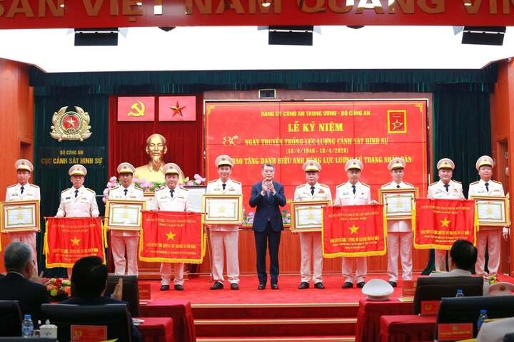 Nguyen Thanh Tung anh 2