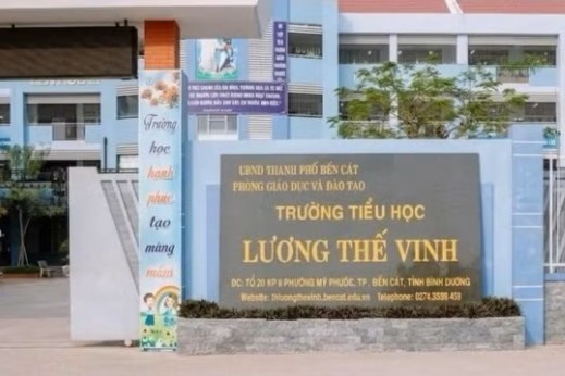 Tin moi vu giao vien phat hoc sinh tu chich kim tiem vao tay hinh anh