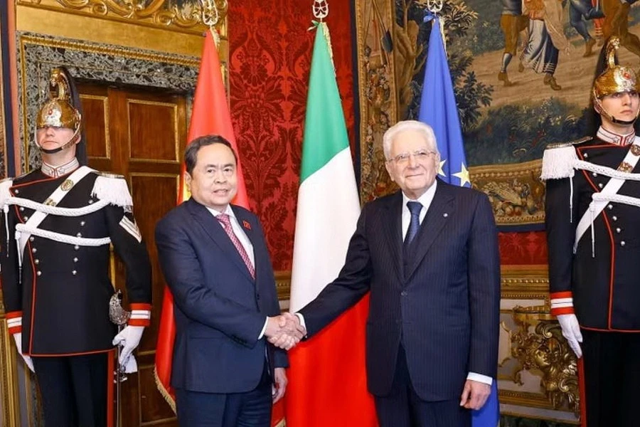 Viet Nam - Italy nhat tri tang cuong ung ho lan nhau hinh anh