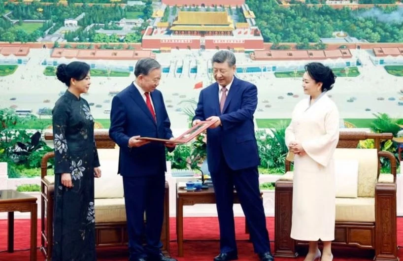 Tong Bi thu, Chu tich hai nuoc Viet - Trung va Phu nhan du tiec tra hinh anh