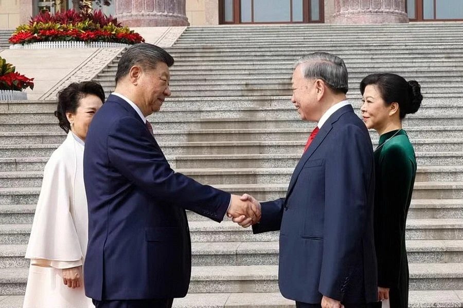 Toan canh Le don Tong Bi thu, Chu tich nuoc To Lam tham Trung Quoc hinh anh