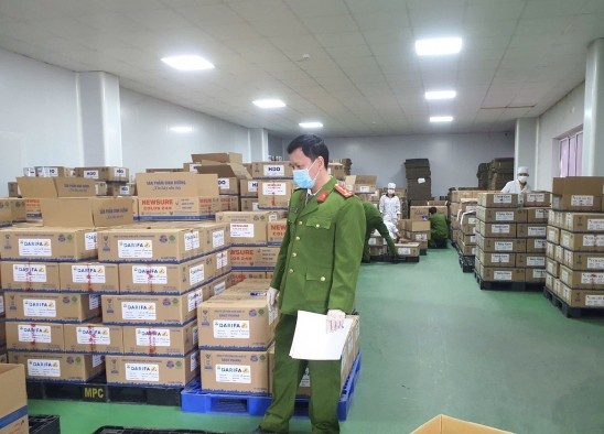 He sinh thai Rance Pharma san xuat 426 loai sua gia hinh anh