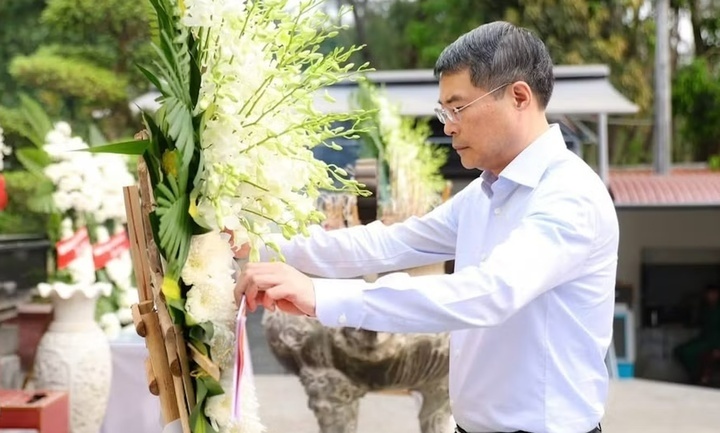 Thu tuong Le Minh Hung dang huong tai Nga ba Dong Loc hinh anh