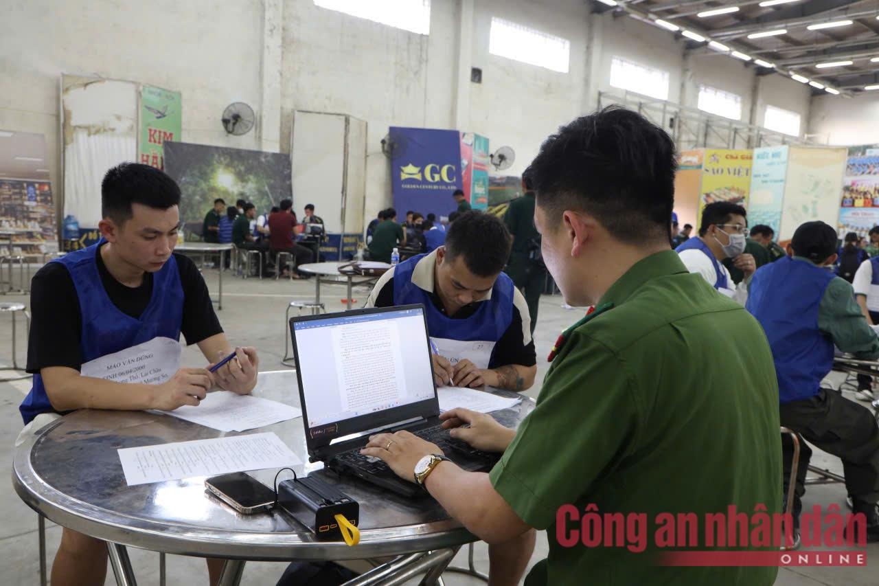 sang Campuchia,  thuc hien hanh vi,  chiem doat tai san anh 6